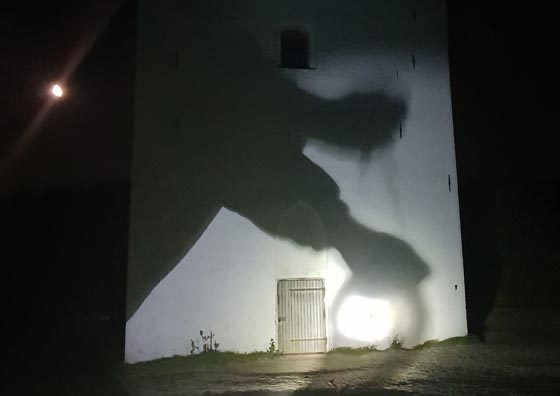 1653